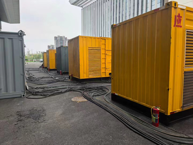 永发镇不同季节柴油发电机组保养有哪些注意事项？