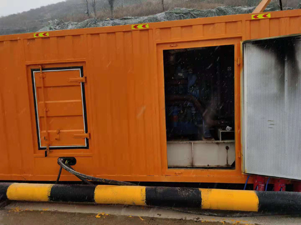 永发镇发电机出租 柴油发电机组电压低报警怎么办?